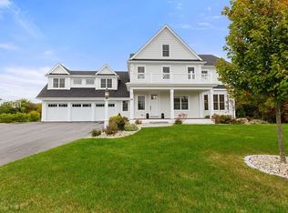 48 Graystone Ln, Natick, MA 01760