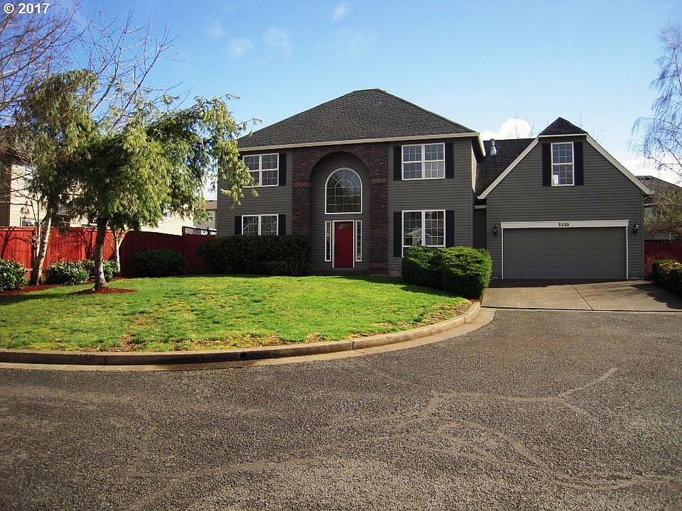1st image of 3220 NE 11th Way