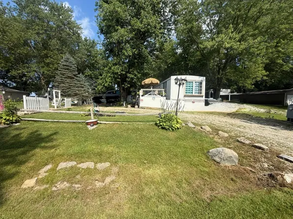 15041 Hummingbird Ln #255, Brookville, IN 47012