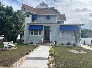 368 Carr Ave APT 1, Keansburg, NJ 07734