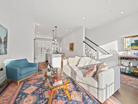 5th image of 17-31 Charles Park Rd #196