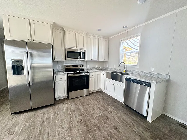 1128 S Gay Ave #88 — Photo 4