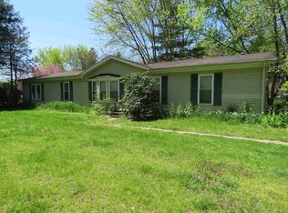 6192 N Hodges Dr, Monticello, IN 47960