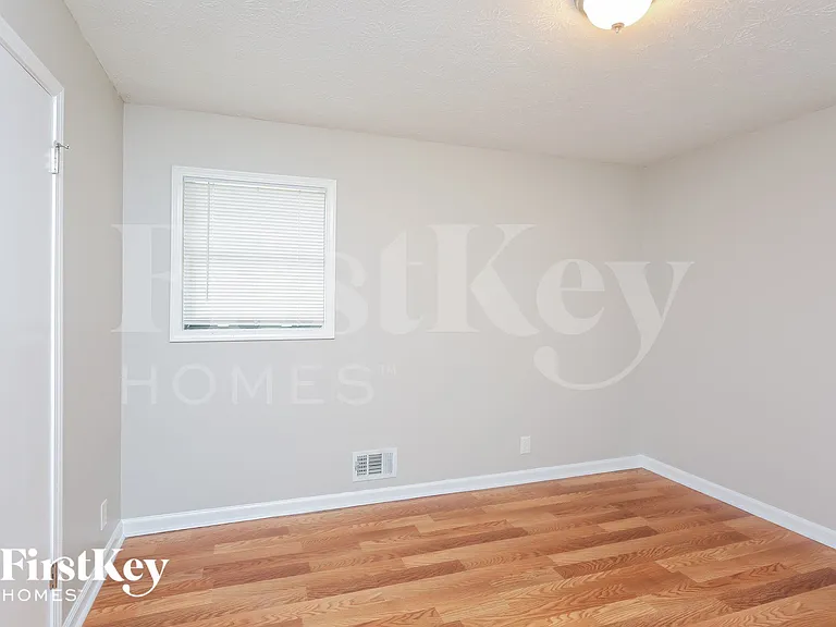 2639 Windmere Dr — Photo 11