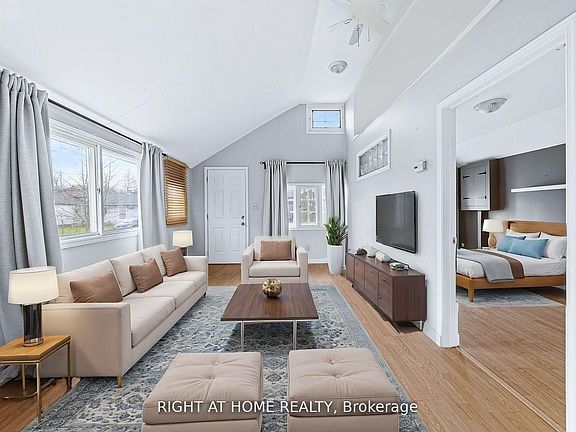 4th image of 685 Reid St