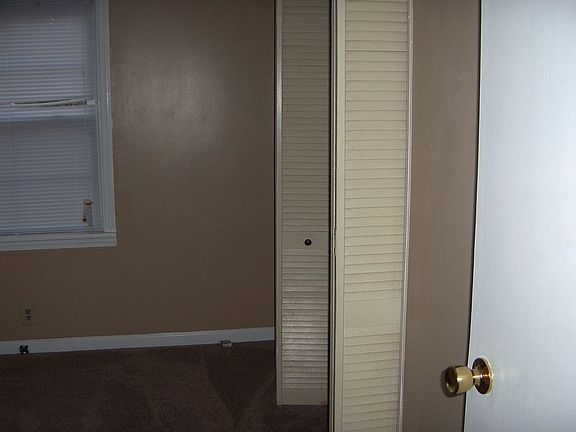 4th image of 3861 E 56th St