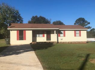 261 Ember Ln, Ohatchee, AL 36271