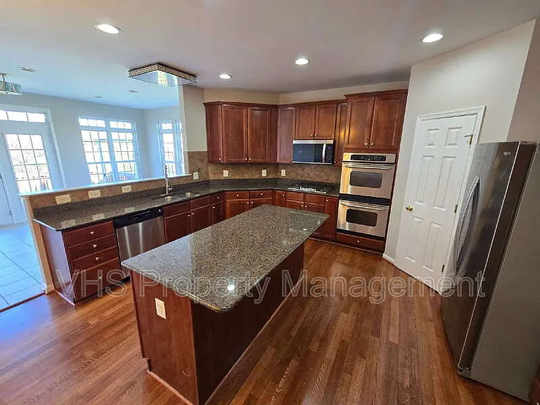 2520 Post Oak Dr — Photo 14