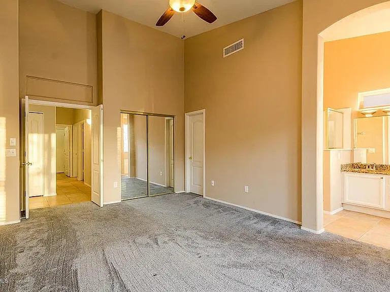 3460 N Barron — Photo 7