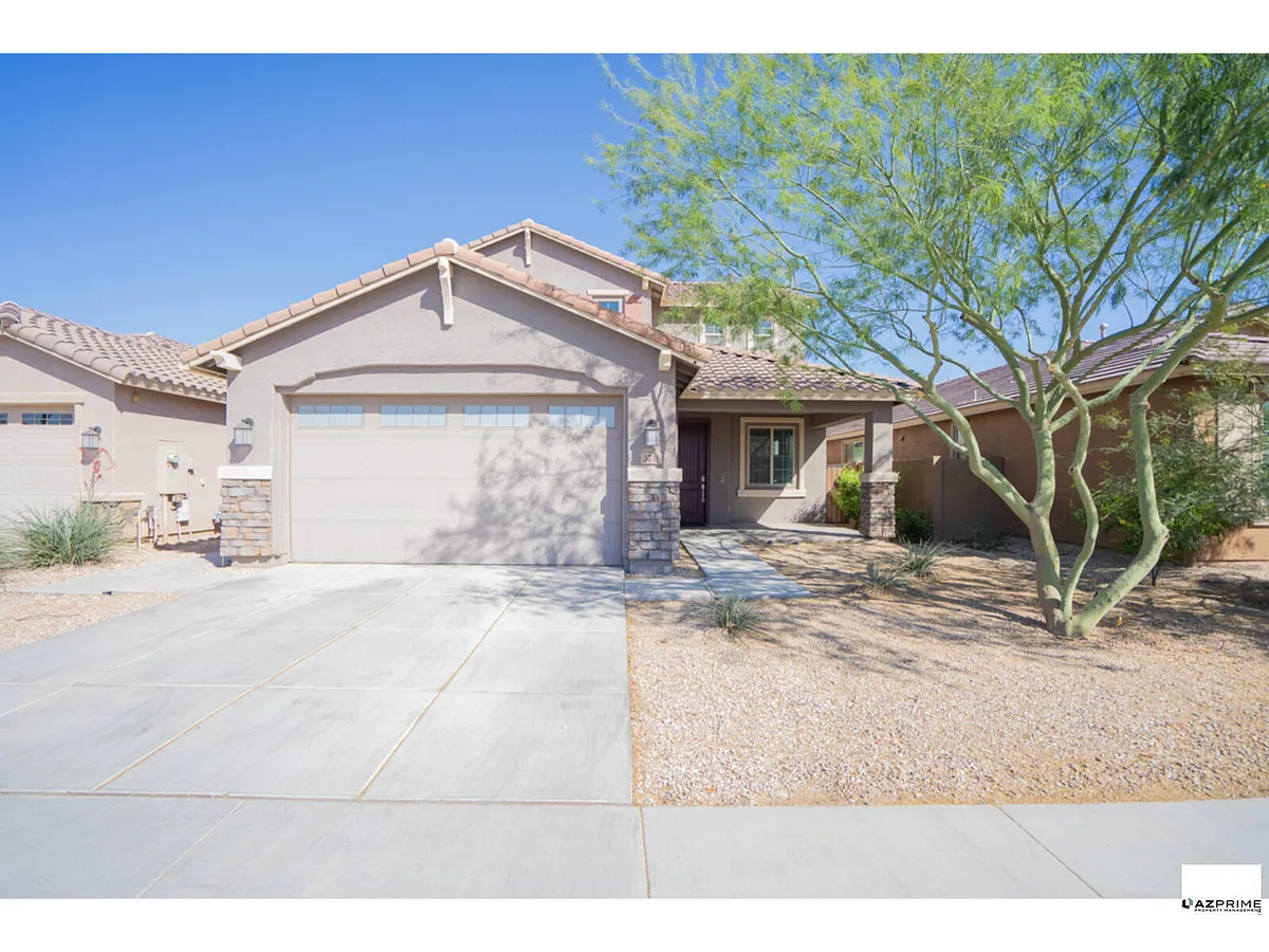 Building Photo - 3719 S 63rd Dr