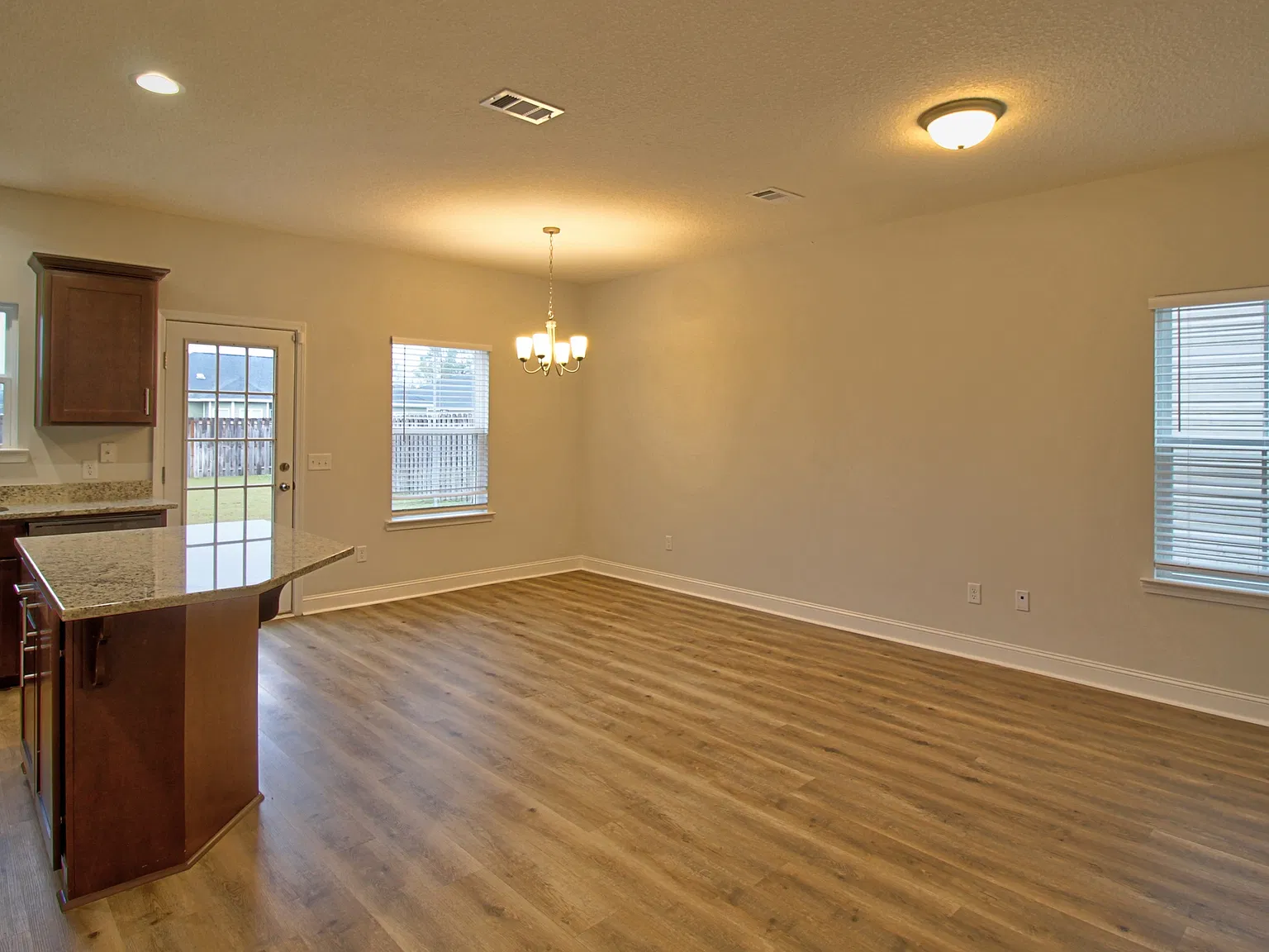 114 Centennial Court - 1 — Photo 2