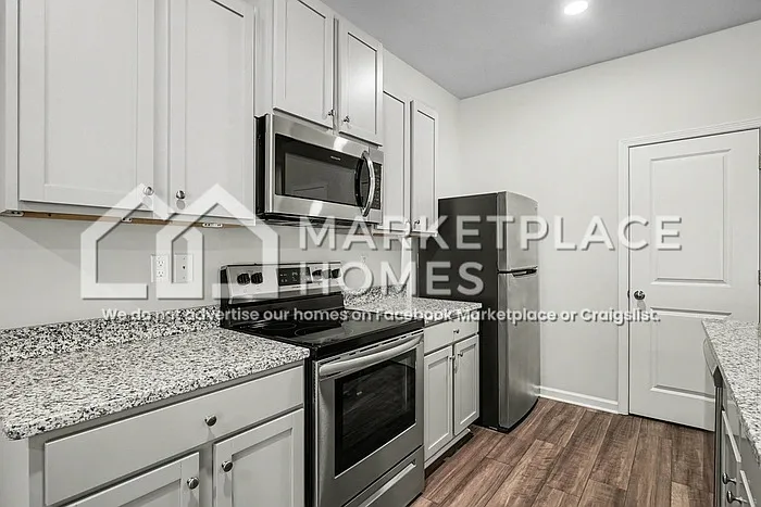 261 Oakwood Dr NW — Photo 6