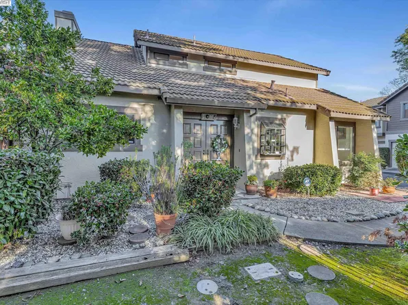 75 Harvey Ter, Fremont, CA 94536