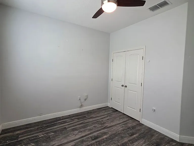 305 Drayton Ave — Photo 29