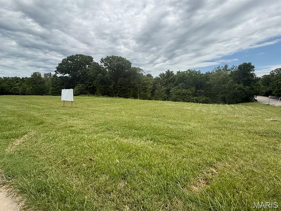 1st image of 1000 N Mount Auburn Rd Lot A