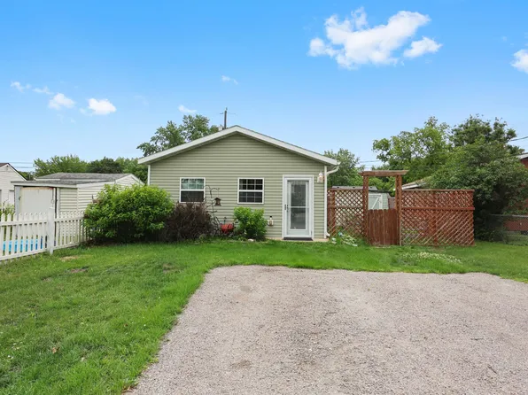 204 37th Ave N, Saint Cloud, MN 56303