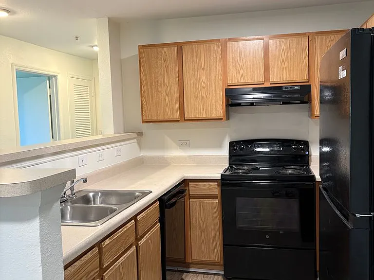 Highlands Apts — Photo 38