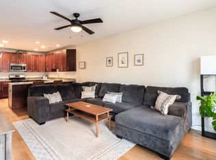 (Undisclosed Address), Chicago, IL 60610