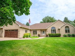 1801 Country Club Dr NE, Willmar, MN 56201