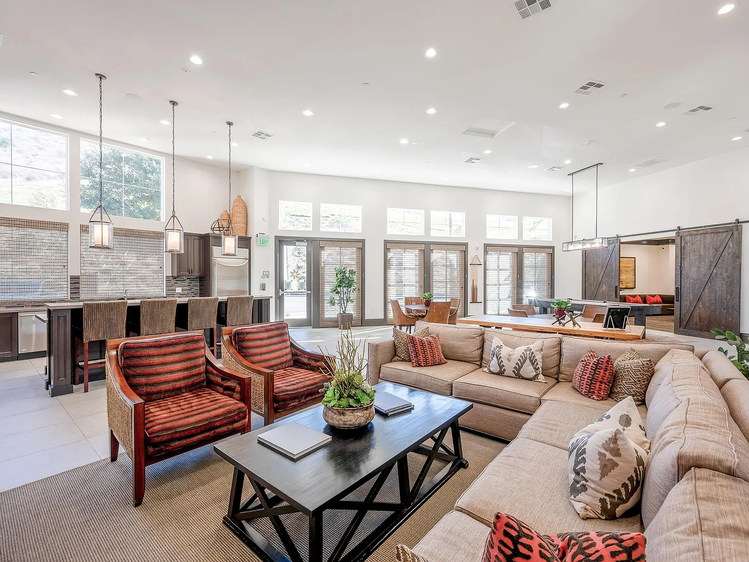 Sendero Gateway Apartment Homes — Photo 3