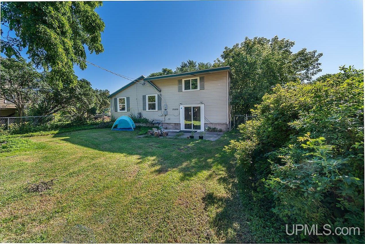 2220 Longyear Ave, Marquette, MI 49855 Zillow