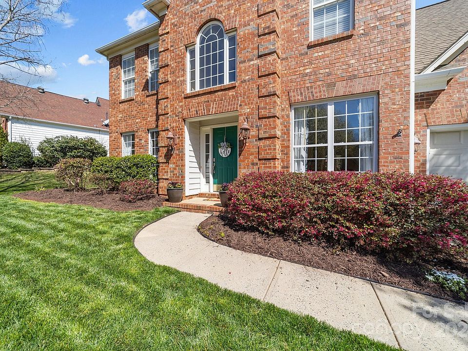 8020 Fairmeadows Dr, Charlotte, NC 28269 Zillow