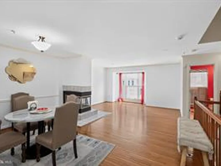 10 Augustine Ct — Photo 6