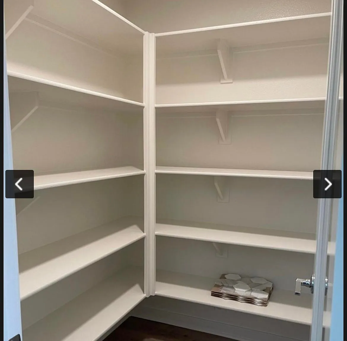 Beautiful 4 Bed 3.5 Bath Townhouse in Oxnard | Available 8/17/2026 | $4300 rent | 633 Winchester Dr — Photo 4