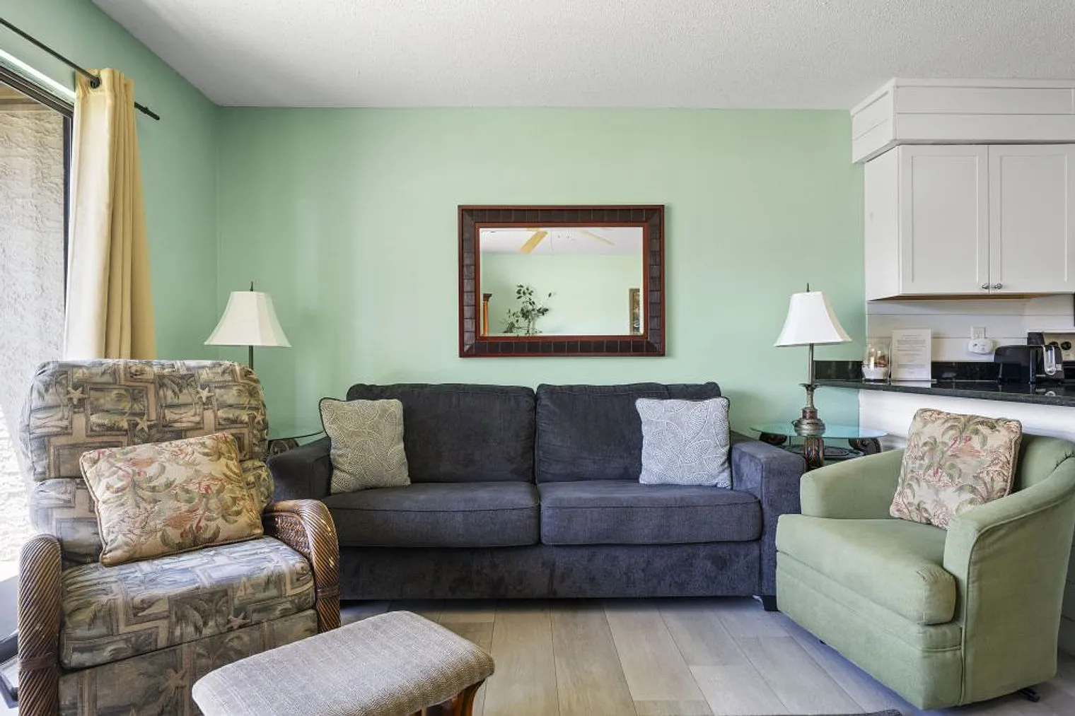 1 bed, 1.0 bath, 1076 sqft, $2,962 — Photo 3