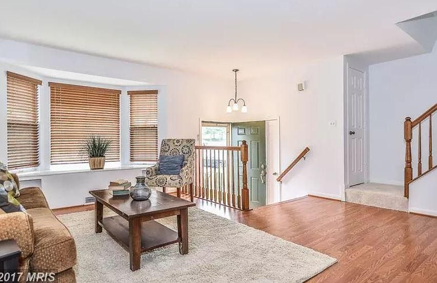 1st image of 13820 Ashington Ct