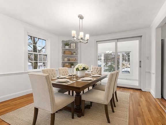 4th image of 43 Bancroft Rd