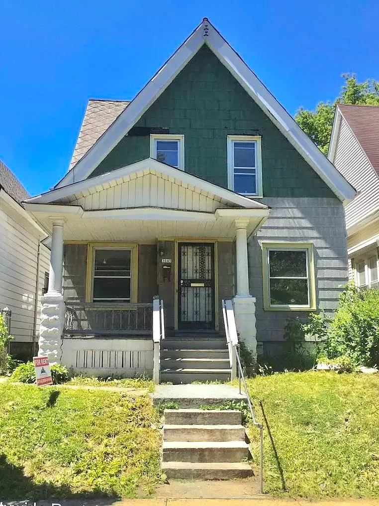 5 bed, 2.0 bath, 1636 sqft, $1,950 — Photo 1