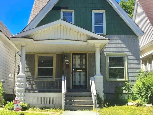 3045 N 28th St, Milwaukee, WI 53210