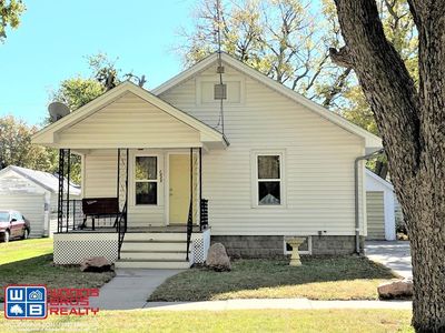 1015 W 12th St, Grand Island, NE, 68801