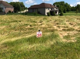 8862 Lake Mist Dr, Rockford, IL 61114
