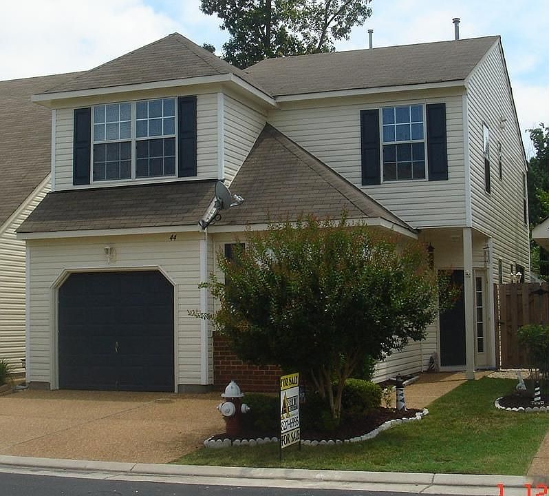 2nd image of 44 Angelia Way