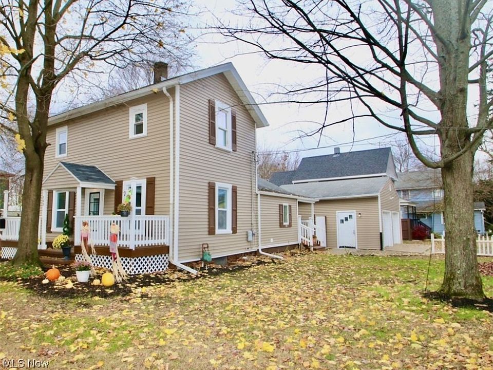 1st image of 383 Eastwood St