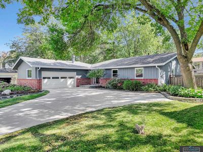 7811 South St, Lincoln, NE, 68506