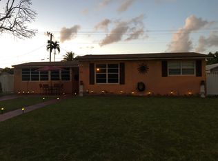 9741 Martinique Dr, Cutler Bay, FL 33189