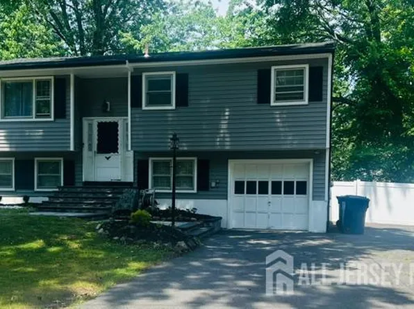 1865 Oak Rd, North Brunswick, NJ 08902