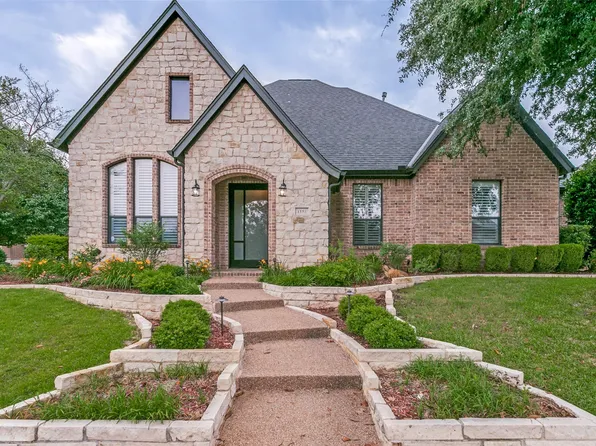 1121 Riverwalk Ct, Colleyville, TX 76034