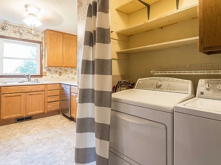 2016 Eagleton Cir — Photo 13