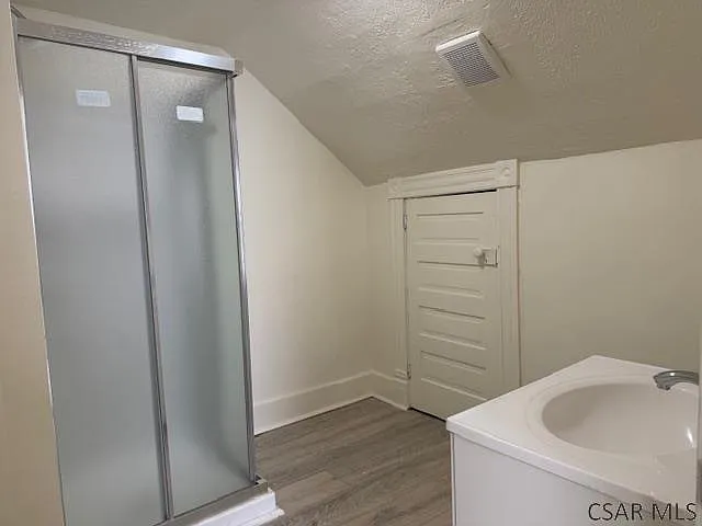114 Clarion St #2 — Photo 10