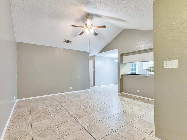 10801 Lanshire Dr #A — Photo 3