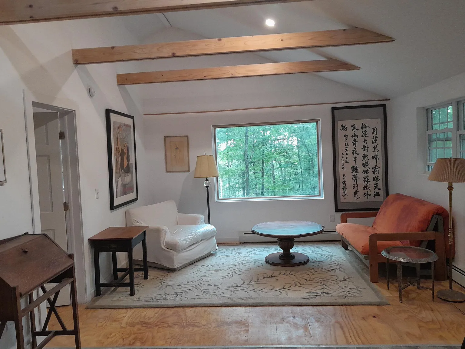 2 bed, 1050 sqft, $2,100 — Photo 4