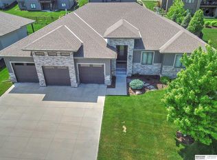 2014 S 210th St, Elkhorn, NE 68022