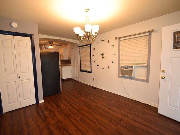 5th image of 3735 Orchard Ave