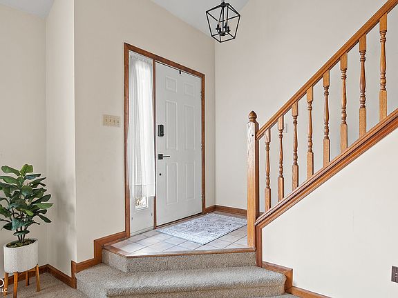 3rd image of 11725 Capistrano Dr
