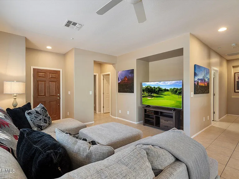 1891 W Dion Dr — Photo 9