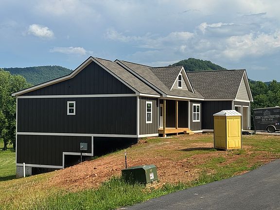 3rd image of 4 Turkey Cove Dr